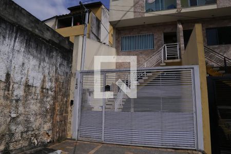 Casa à venda com 173m², 3 quartos e 2 vagasFachada