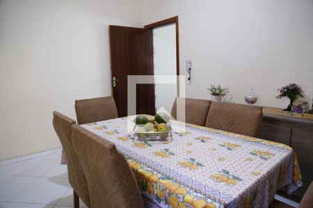 Casa à venda com 173m², 3 quartos e 2 vagasCopa