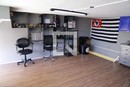 Casa à venda com 173m², 3 quartos e 2 vagasMezanino