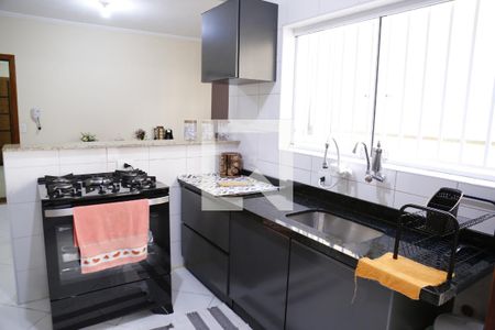 Casa à venda com 173m², 3 quartos e 2 vagasCozinha