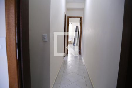 Casa à venda com 173m², 3 quartos e 2 vagasCorredor