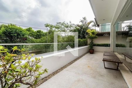 Casa à venda com 454m², 4 quartos e 6 vagas