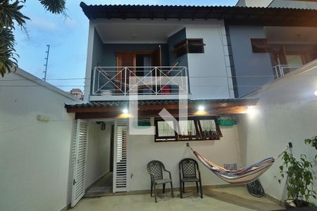 Casa à venda com 230m², 3 quartos e 3 vagasQuintal