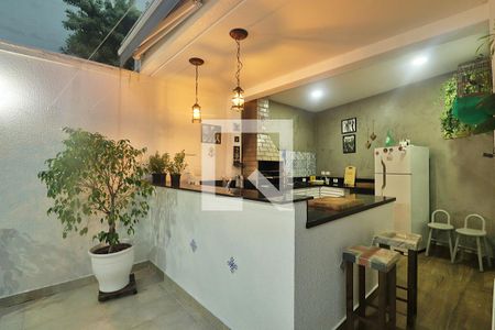 Casa à venda com 230m², 3 quartos e 3 vagasQuintal