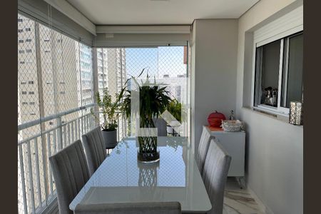Apartamento à venda com 79m², 2 quartos e 2 vagasVaranda gourmet
