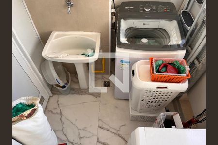 Apartamento à venda com 79m², 2 quartos e 2 vagasÁrea de Serviço