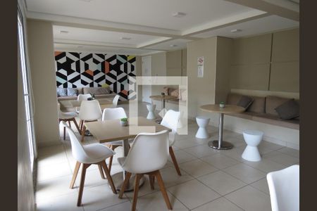 Apartamento à venda com 46m², 1 quarto e sem vagaÁrea comum - Salão de festas