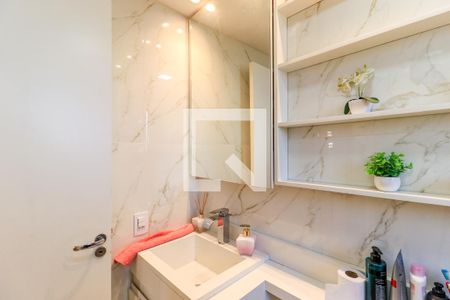 Apartamento à venda com 31m², 1 quarto e sem vaga Apartamento à venda com 31m², 1 quarto e sem vagaBanheiro da Suíte