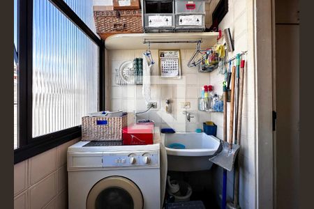 Apartamento à venda com 65m², 2 quartos e 1 vagaÁrea de Serviço