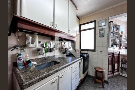 Apartamento à venda com 65m², 2 quartos e 1 vagaCozinha