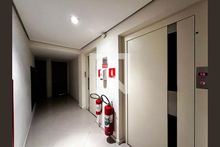 Apartamento à venda com 65m², 2 quartos e 1 vagaHall Apartamento