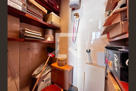 Apartamento à venda com 65m², 2 quartos e 1 vagaBanheiro de Serviço