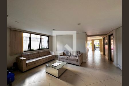 Apartamento à venda com 65m², 2 quartos e 1 vagaHall Social Bloco