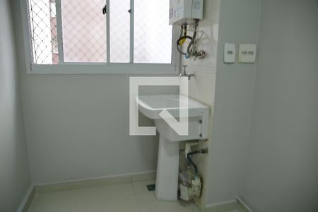 Apartamento à venda com 72m², 3 quartos e 1 vagaÁrea de Serviço