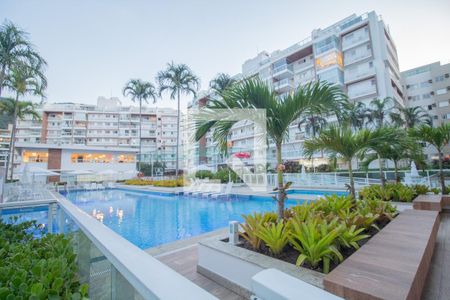 Apartamento à venda com 90m², 2 quartos e 1 vagaPiscina