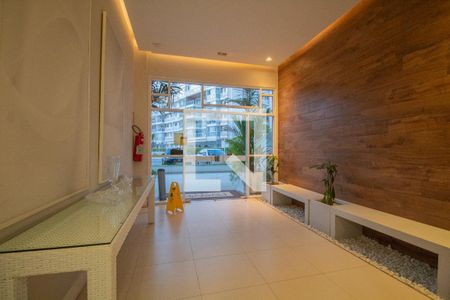 Apartamento à venda com 90m², 2 quartos e 1 vagaHall