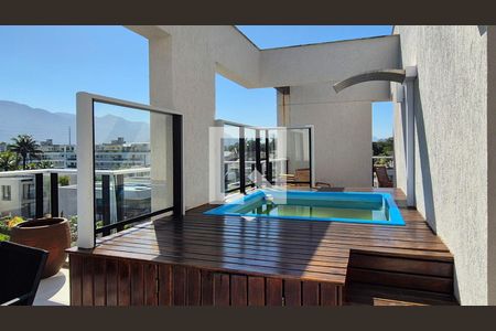 Apartamento à venda com 210m², 4 quartos e 2 vagas Apartamento à venda com 210m², 4 quartos e 2 vagasÁrea comum