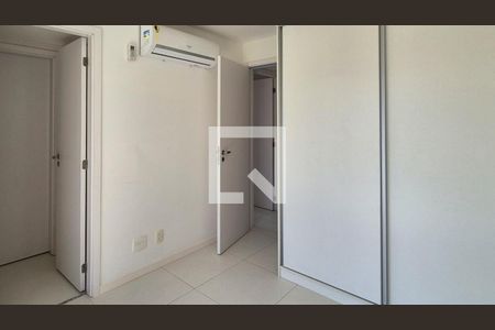 Apartamento à venda com 210m², 4 quartos e 2 vagas Apartamento à venda com 210m², 4 quartos e 2 vagasQuarto 2