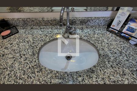 Apartamento à venda com 210m², 4 quartos e 2 vagas Apartamento à venda com 210m², 4 quartos e 2 vagasQuarto 1