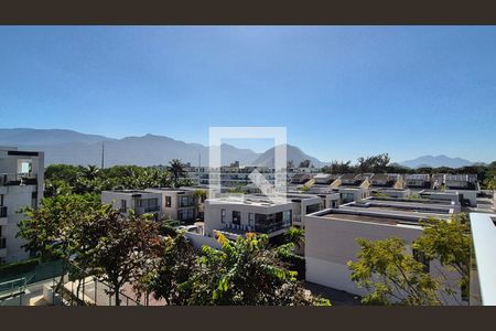 Apartamento à venda com 210m², 4 quartos e 2 vagas Apartamento à venda com 210m², 4 quartos e 2 vagasTerraço