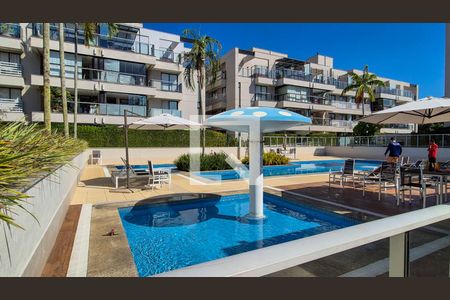 Apartamento à venda com 210m², 4 quartos e 2 vagas Apartamento à venda com 210m², 4 quartos e 2 vagasÁrea comum