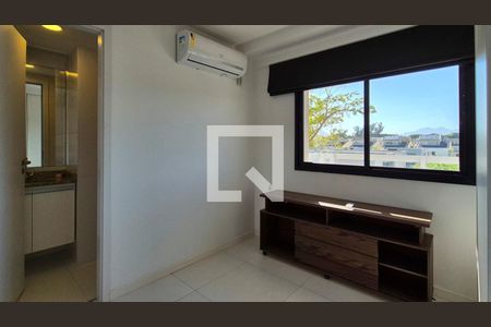 Apartamento à venda com 210m², 4 quartos e 2 vagas Apartamento à venda com 210m², 4 quartos e 2 vagasQuarto 3