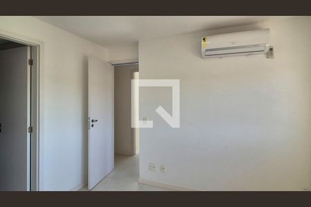 Apartamento à venda com 210m², 4 quartos e 2 vagas Apartamento à venda com 210m², 4 quartos e 2 vagasQuarto 1