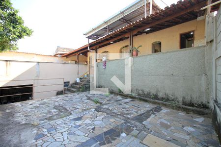 Casa à venda com 400m², 3 quartos e 3 vagasVaranda 2