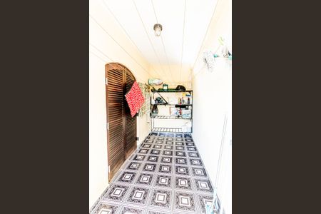 Casa para alugar com 279m², 3 quartos e 5 vagas Casa para alugar com 279m², 3 quartos e 5 vagasCorredor