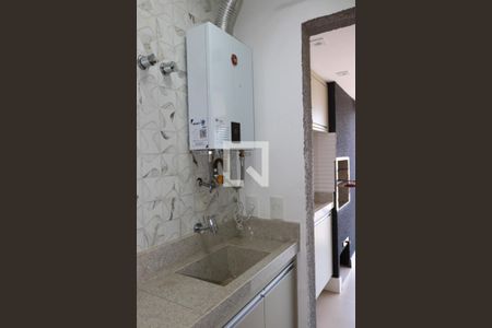 Apartamento à venda com 80m², 1 quarto e 2 vagasCozinha e Área de Serviço