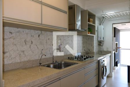 Apartamento à venda com 80m², 1 quarto e 2 vagasCozinha e Área de Serviço