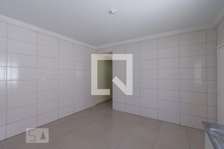 Casa à venda com 210m², 4 quartos e 2 vagas