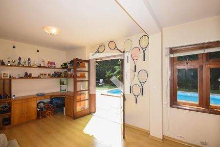 Casa à venda com 620m², 5 quartos e 5 vagasSuíte 3