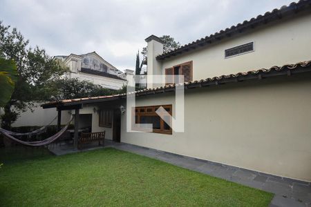 Casa à venda com 620m², 5 quartos e 5 vagasQuintal