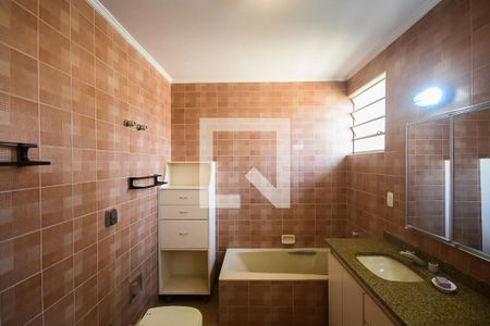 Casa à venda com 620m², 5 quartos e 5 vagasBanheiro