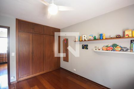 Casa à venda com 620m², 5 quartos e 5 vagasQuarto 1