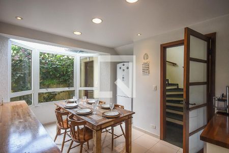 Casa à venda com 620m², 5 quartos e 5 vagasCopa