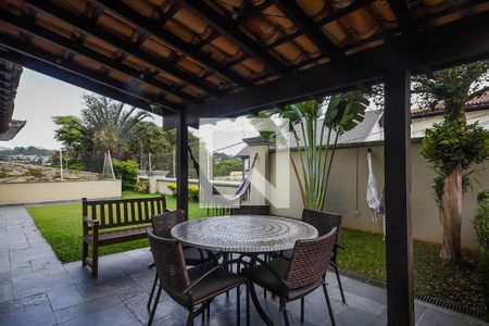 Casa à venda com 620m², 5 quartos e 5 vagasQuintal