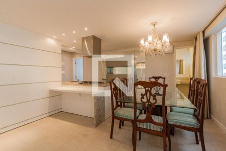 Apartamento para alugar com 99m², 2 quartos e 2 vagasCozinha