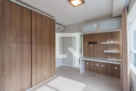 Quarto de apartamento para alugar com 2 quartos, 99m² em Centro, Florianópolis