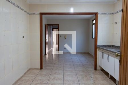 Casa à venda com 200m², 3 quartos e 4 vagas Casa à venda com 200m², 3 quartos e 4 vagasCozinha