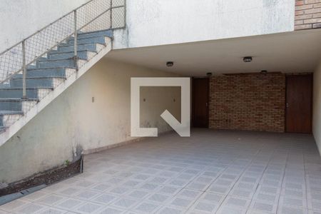 Casa à venda com 200m², 3 quartos e 4 vagas Casa à venda com 200m², 3 quartos e 4 vagasÁrea externa