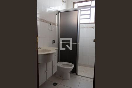 Casa à venda com 200m², 3 quartos e 4 vagas Casa à venda com 200m², 3 quartos e 4 vagasBanheiro Social