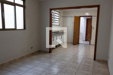 Casa à venda com 200m², 3 quartos e 4 vagas Casa à venda com 200m², 3 quartos e 4 vagasCozinha