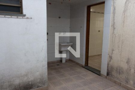 Casa à venda com 200m², 3 quartos e 4 vagas Casa à venda com 200m², 3 quartos e 4 vagasCozinha