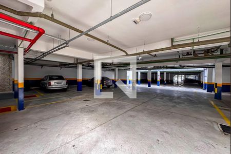 Apartamento à venda com 110m², 2 quartos e 1 vaga Apartamento à venda com 110m², 2 quartos e 1 vagaGaragem