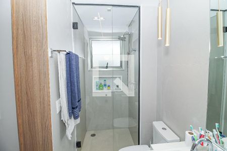 Apartamento à venda com 93m², 2 quartos e 2 vagas Apartamento à venda com 93m², 2 quartos e 2 vagasBanheiro da Suíte 2