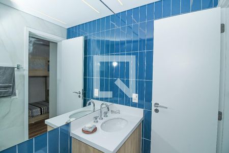 Apartamento à venda com 93m², 2 quartos e 2 vagas Apartamento à venda com 93m², 2 quartos e 2 vagasBanheiro da Suíte 1