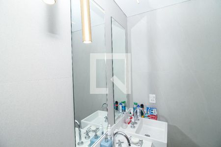 Apartamento à venda com 93m², 2 quartos e 2 vagas Apartamento à venda com 93m², 2 quartos e 2 vagasBanheiro da Suíte 2