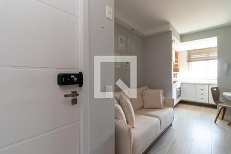 Sala de Estar de apartamento para alugar com 1 quarto, 30m² em Santa Teresinha, São Paulo